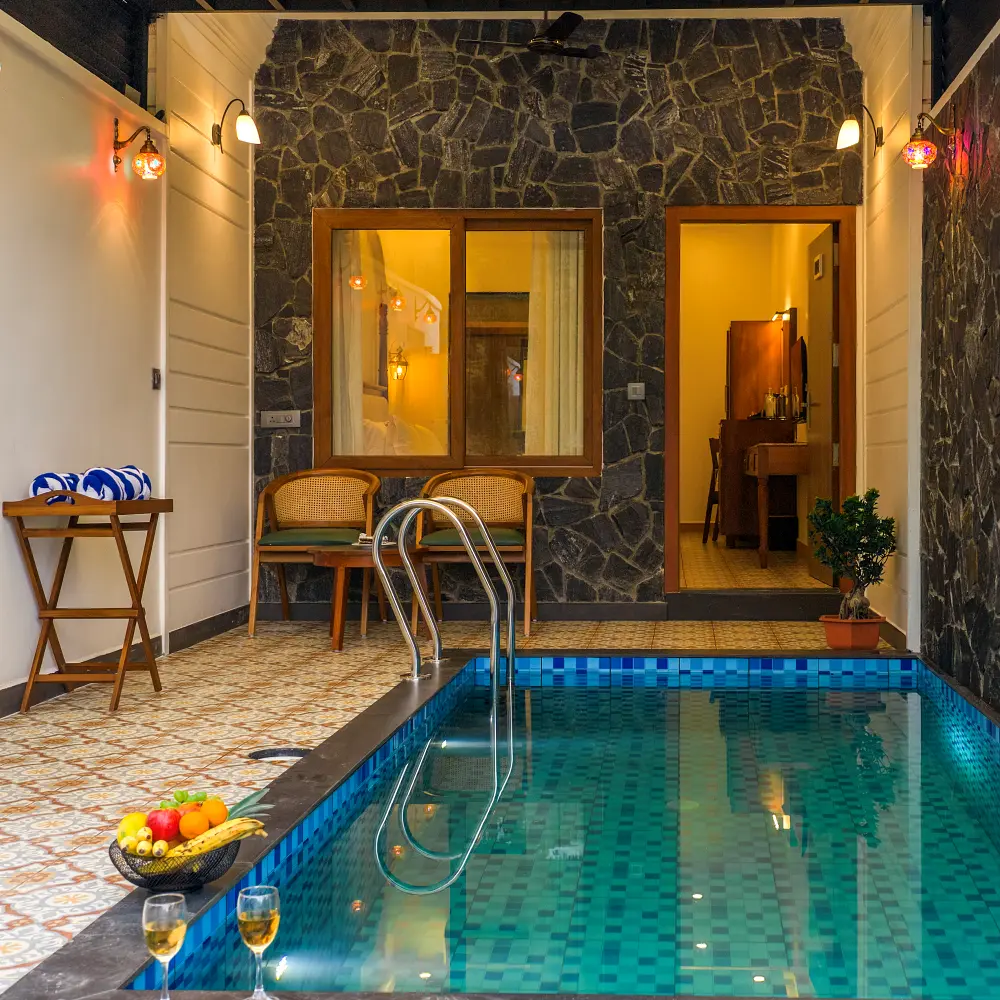 munnar private pool villa